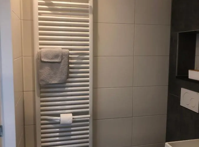 Bed and Breakfast Bij Der Veer 4*