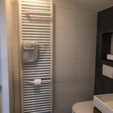 Bed & Breakfast Bij Der Veer 3*