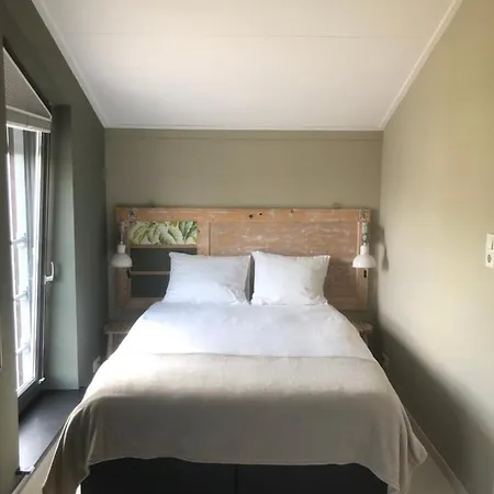 Bij Der Veer Bed & Breakfast *