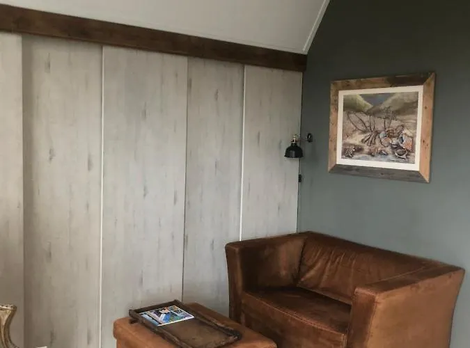 Bij Der Veer 住宿加早餐酒店 朱丽安娜多普