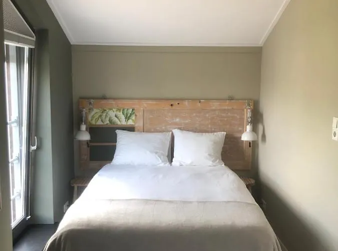 Bij Der Veer 住宿加早餐酒店 4*